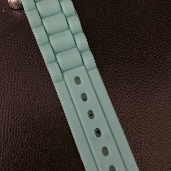 American Exchange Teal silicon band zebra pattern face pattern watch -used - Picture 7 of 9
